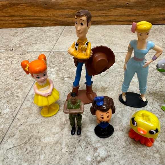 Disney Pixar Toy Story 4 Collectible Figures Cake Toppers Lot of 8 - Picture 3 of 6
